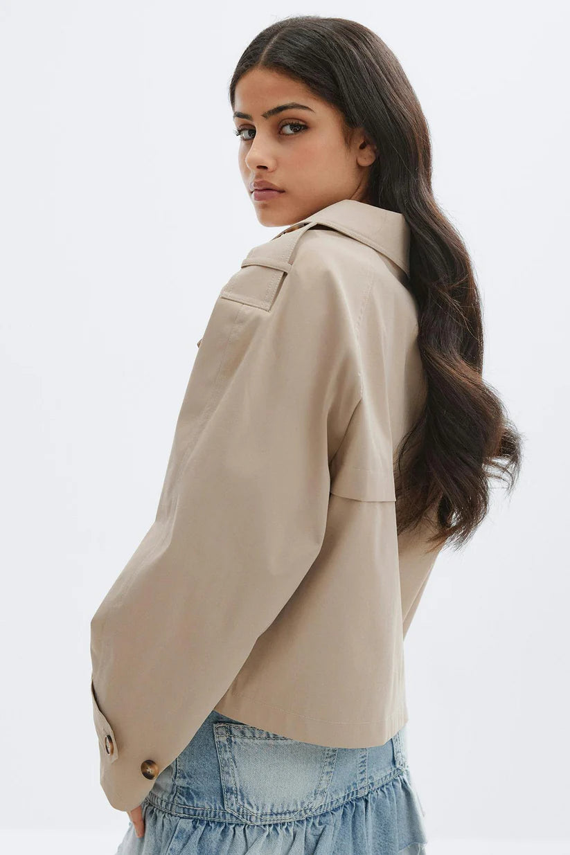 Élise Trench