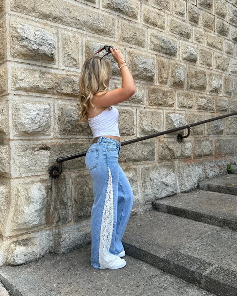 Lace Line Flare Jeans