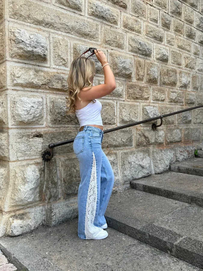 Lace Line Flare Jeans